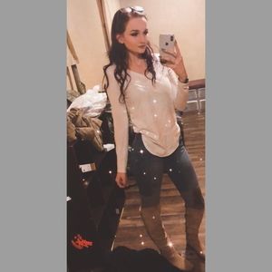 Meet your Posher, Mara